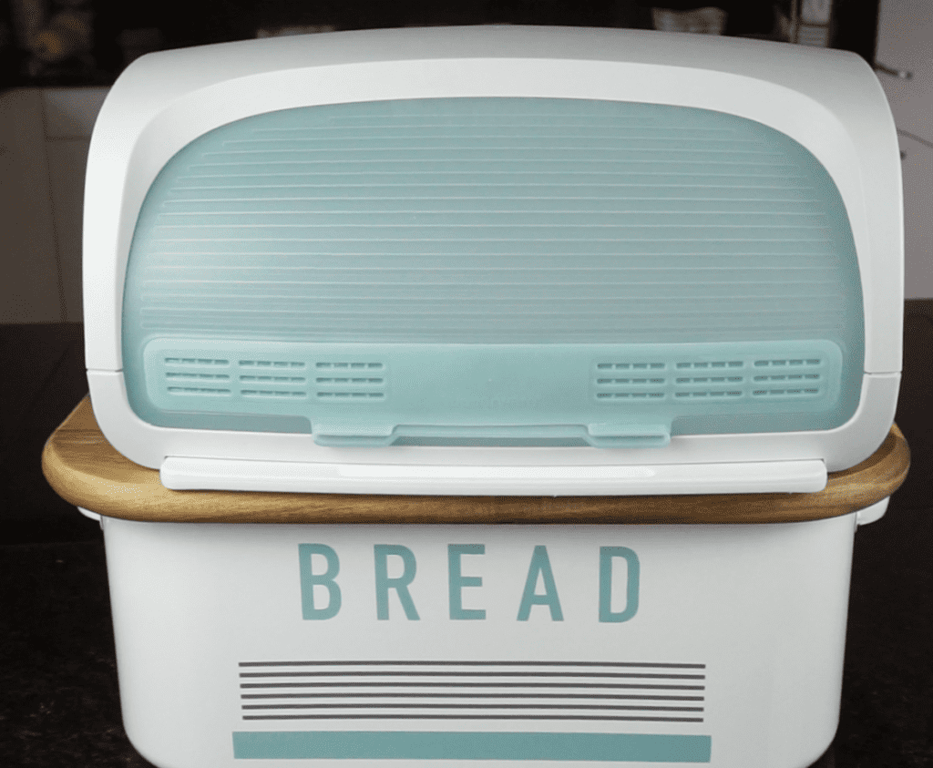 Bread bin review Tupperware vs Jamie Oliver