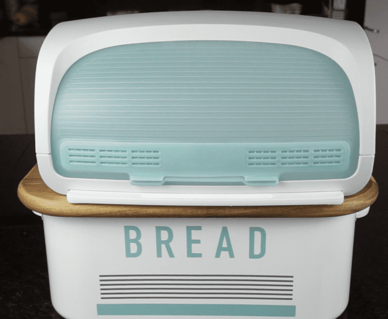 Bread bin review Tupperware vs Jamie Oliver