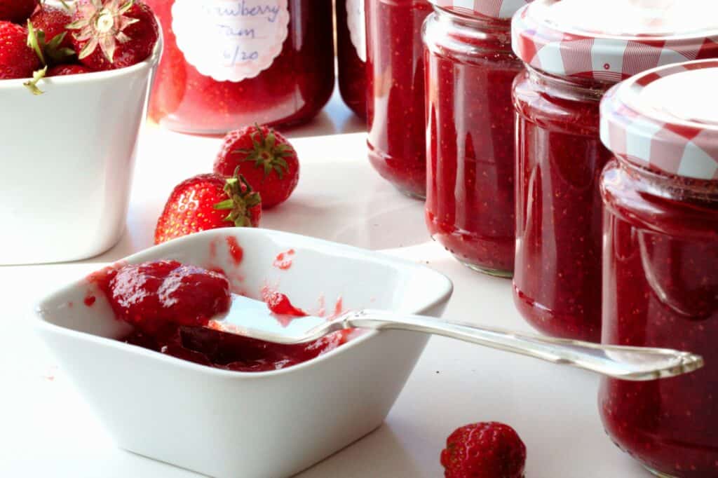Top-summer-homemade-jam-ideas