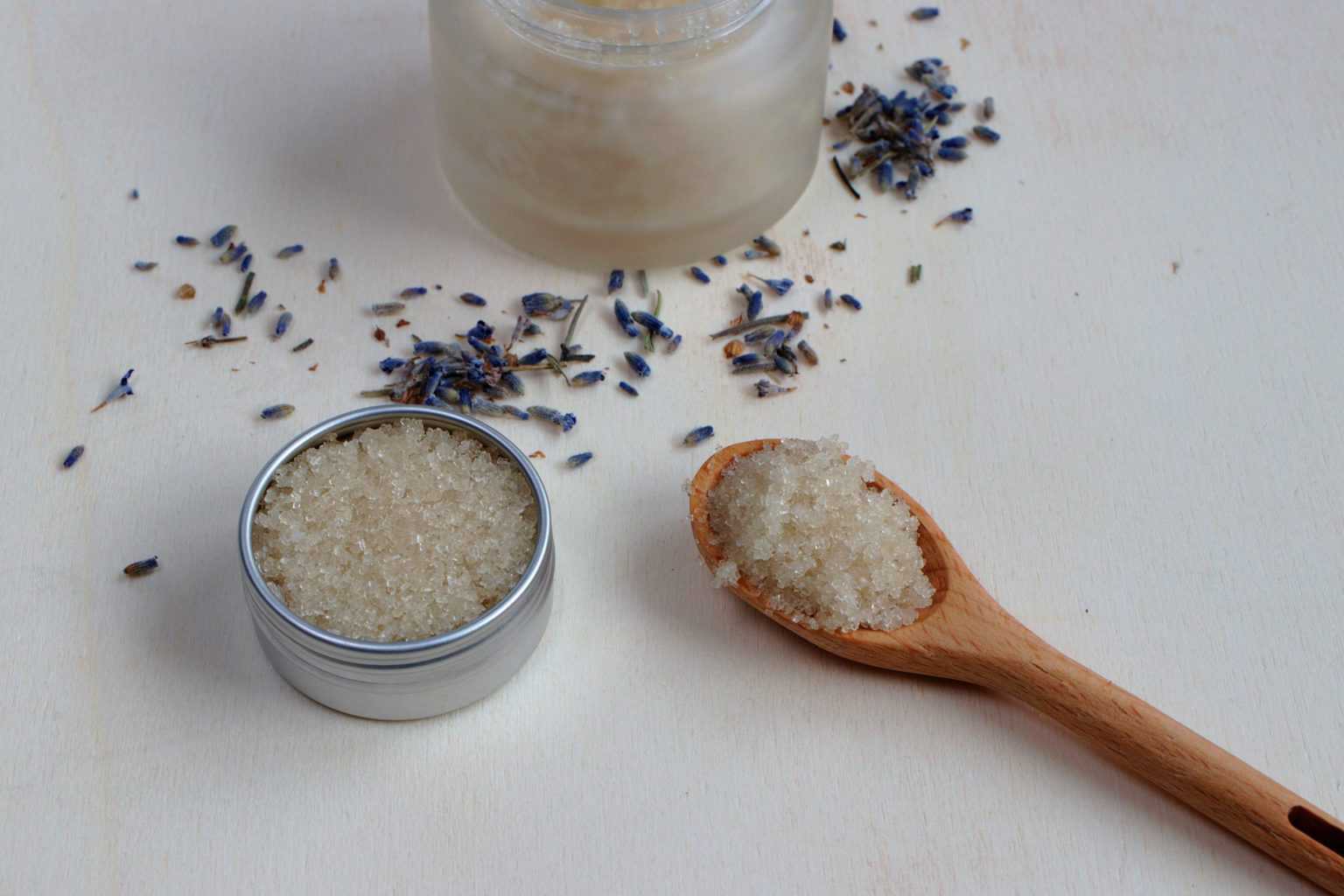 Coconut Oil Lip Scrub