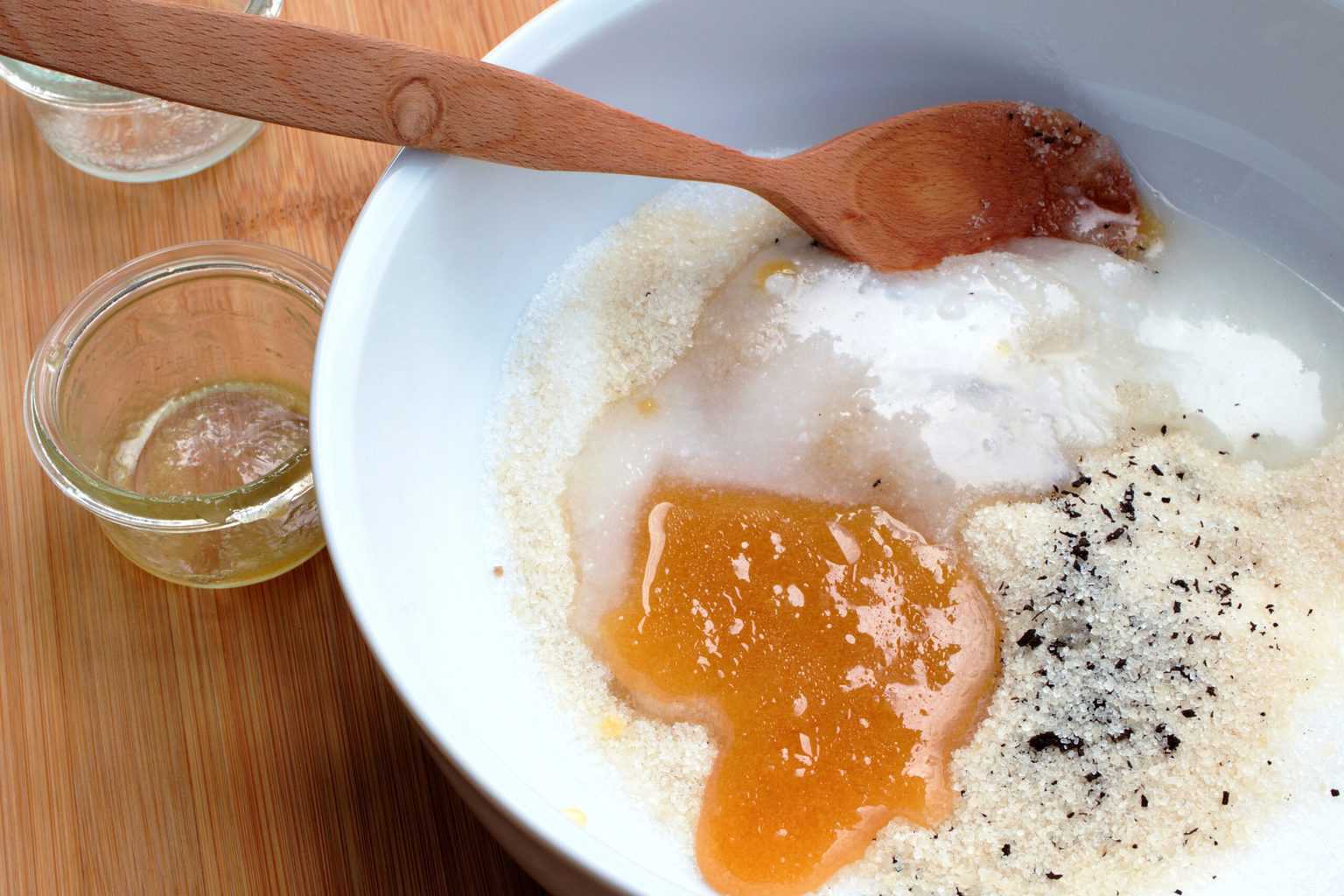 Vanilla brown sugar scrub
